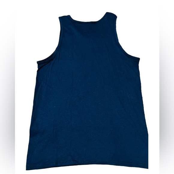 ☀️ Weekend Warriors Tank Top ⭐️ - Picture 2 of 3